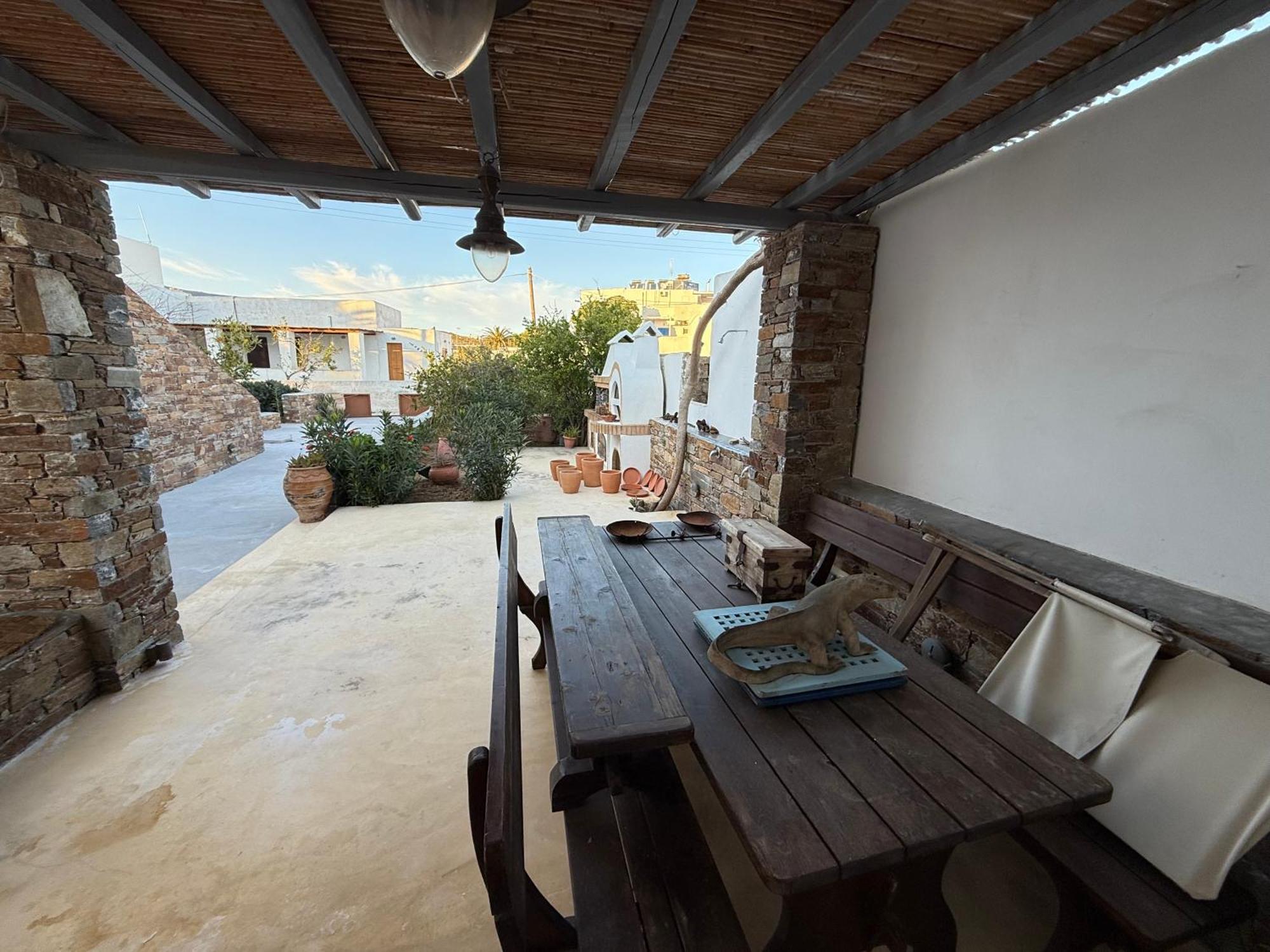 Nefeli Appartement *